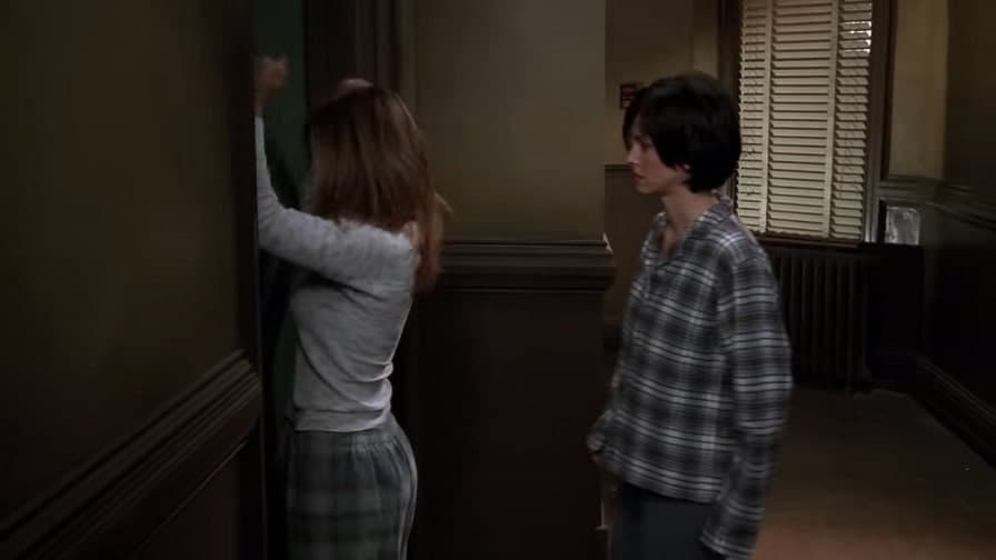 سریال «فرندز» با زیرنویس فارسی و انگلیسی همزمان فصل 4 -  قسمت 11 , Watch “Friends” with Persian and English Subtitles at the Same Time Season 4 -  Episode 11
